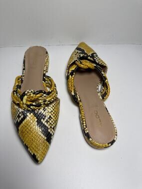 ALDO‎ Knottie Yellow Snake Print Pointed Toe Flat Mules Slides Womens Size 8